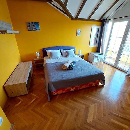 Holiday Home Sunce Dalmacije Mratovo Exterior photo