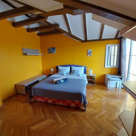 Holiday Home Sunce Dalmacije Mratovo Exterior photo