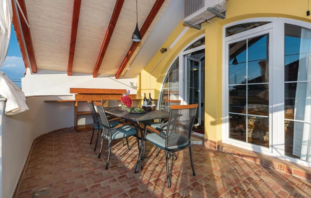Holiday Home Sunce Dalmacije Mratovo Exterior photo